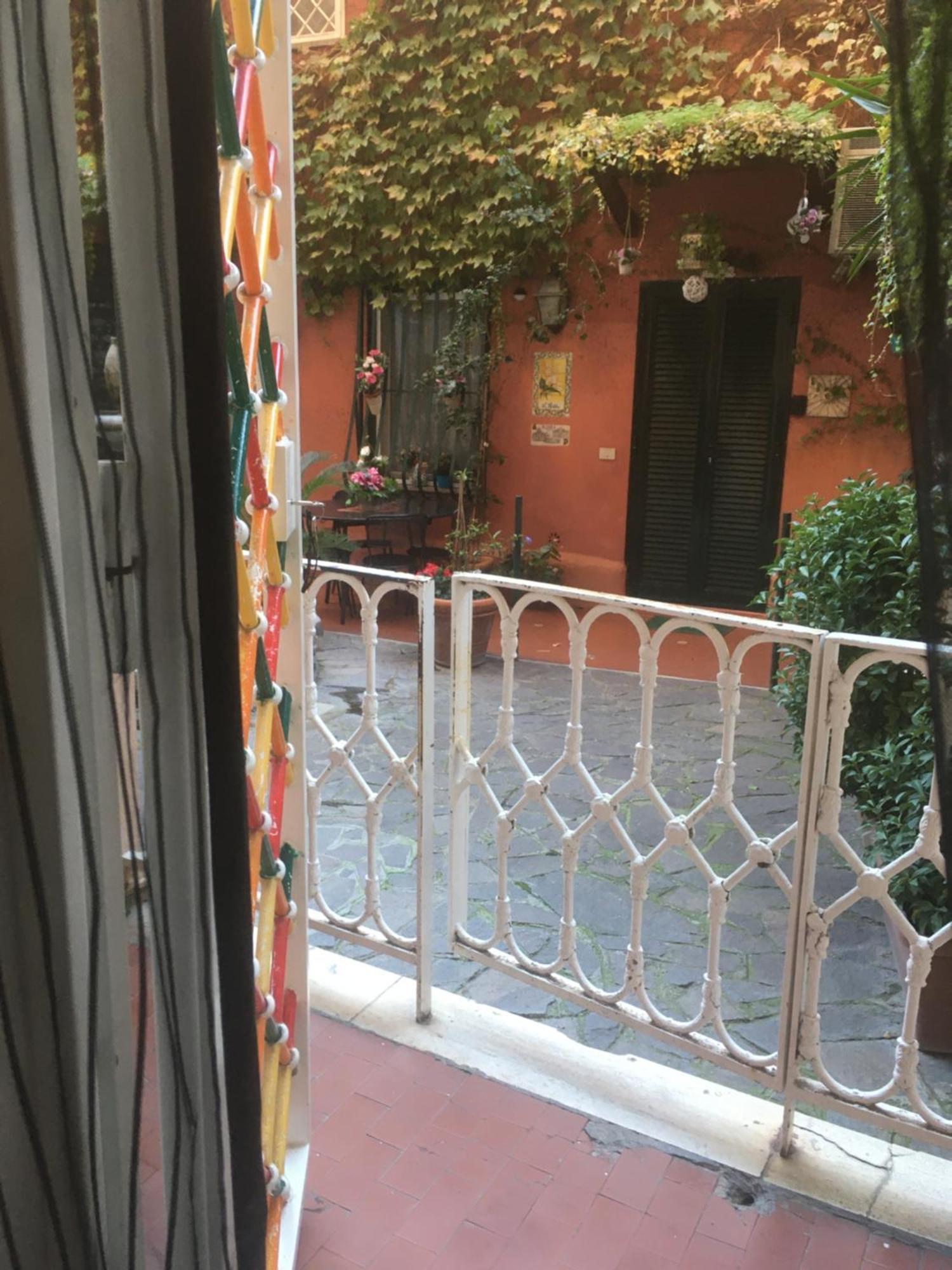 Vacanze Al Colosseo Polveriera Roma Ngoại thất bức ảnh